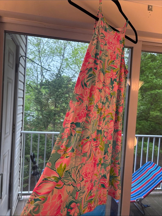 Lilly Pulitzer Dresses & Skirts - Lilly Pulitzer Pink and Green Strapless Floral summertime 👗 dress